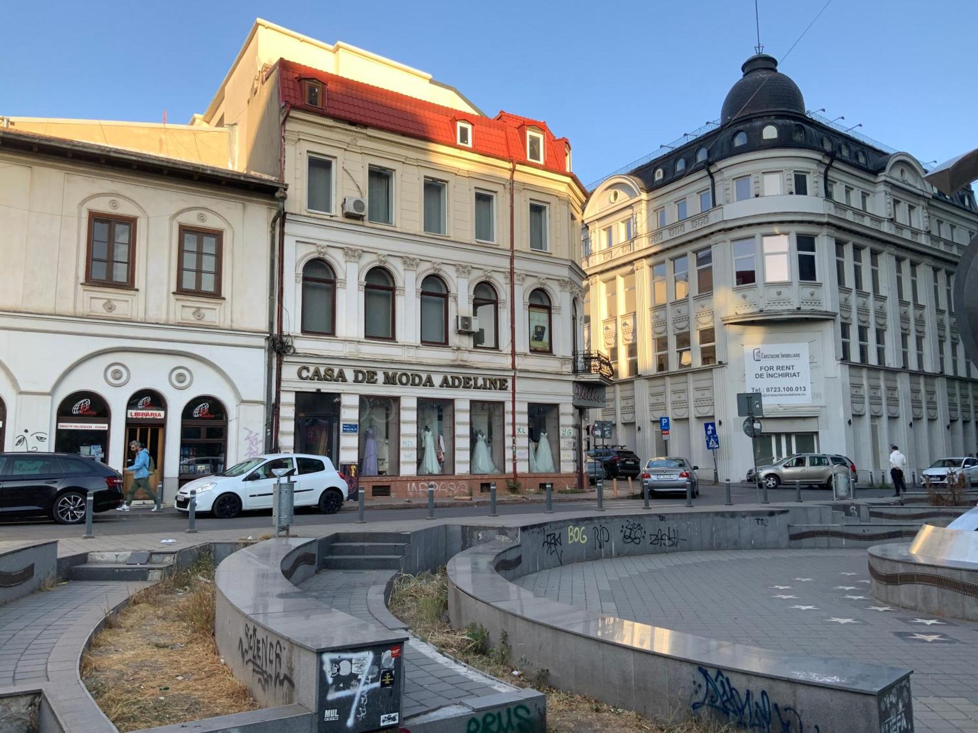 Sada Gallery II Bucureşti Ngoại thất bức ảnh